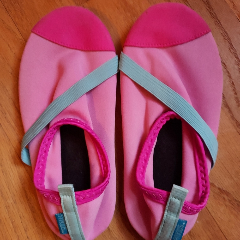 Fitkicks by Fitkids - pink and blue size 12 toddler to 1 youth water play shoes